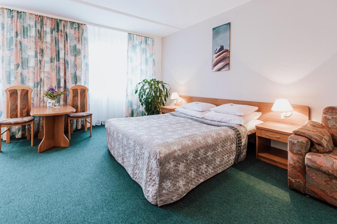 Hotel Gromada Medical Spa Busko Zdroj Ngoại thất bức ảnh