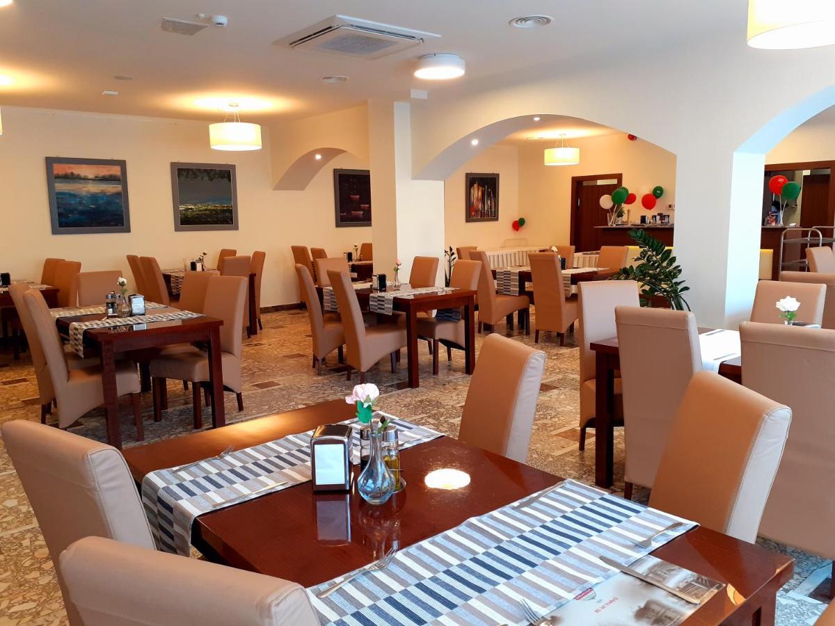 Hotel Gromada Medical Spa Busko Zdroj Ngoại thất bức ảnh