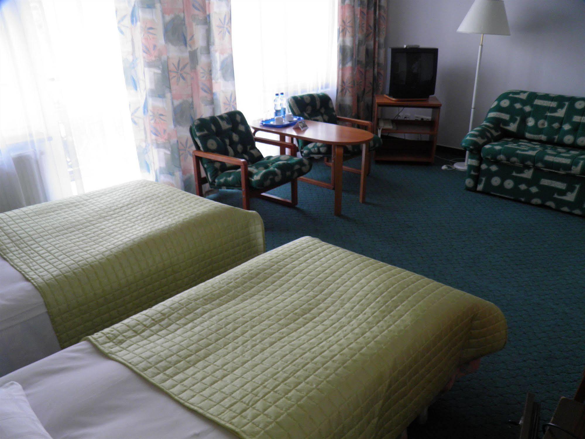 Hotel Gromada Medical Spa Busko Zdroj Ngoại thất bức ảnh